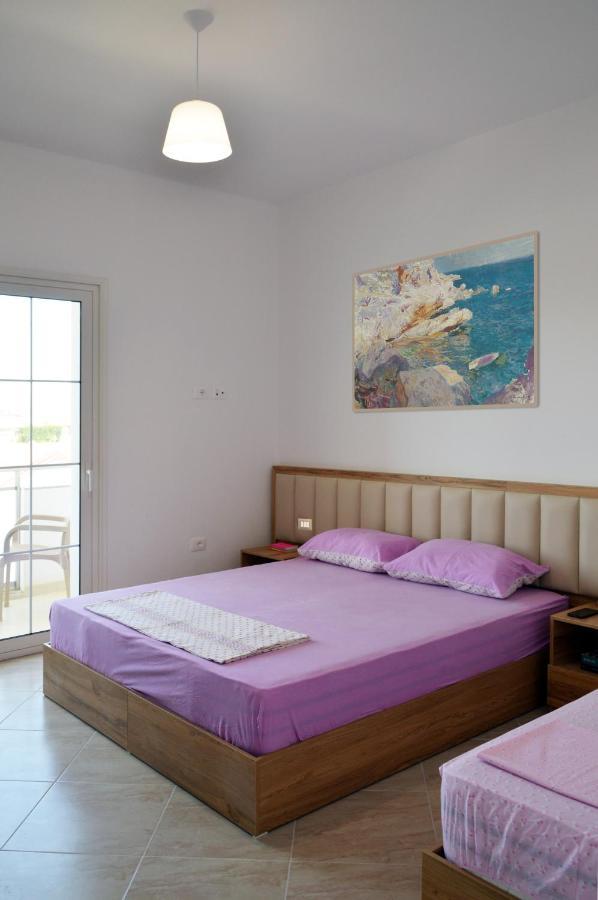 Villa Luelfa Durrës Exterior foto